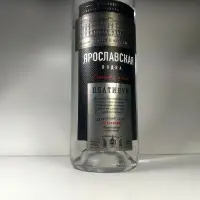 Самоклеящиеся водочные этикетки