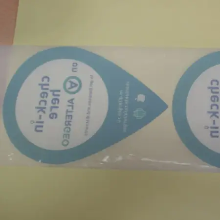 Самоклеящиеся этикетки с зеркальной печатью