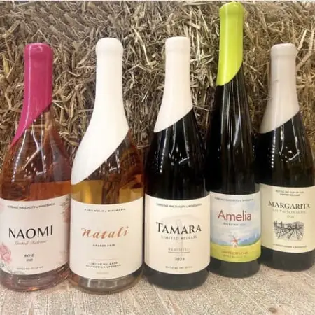 Самоклеящиеся этикетки с логотипом