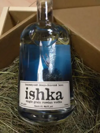 Самоклеящиеся этикетки с эффектом отсутствия этикетки